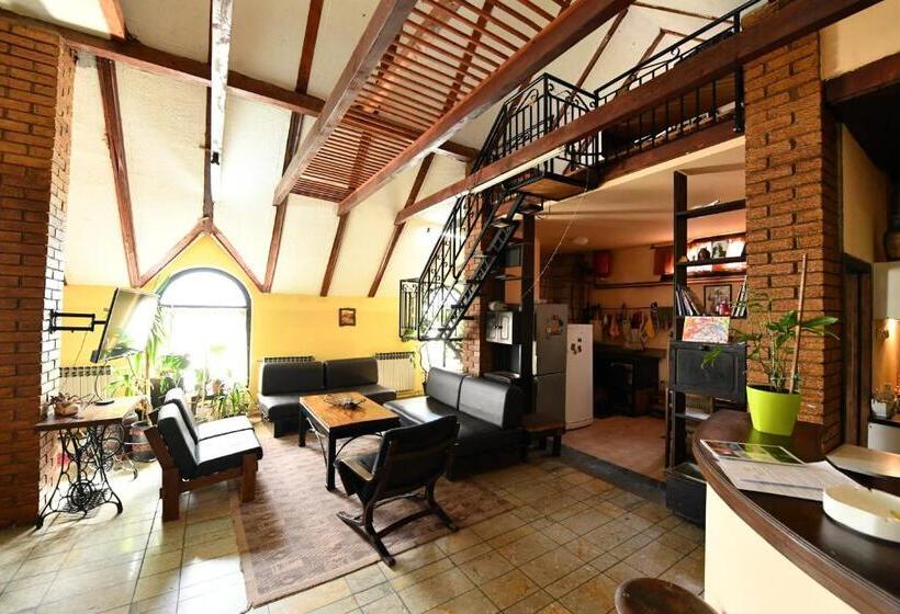 پانسیون Smestaj Simovic 2