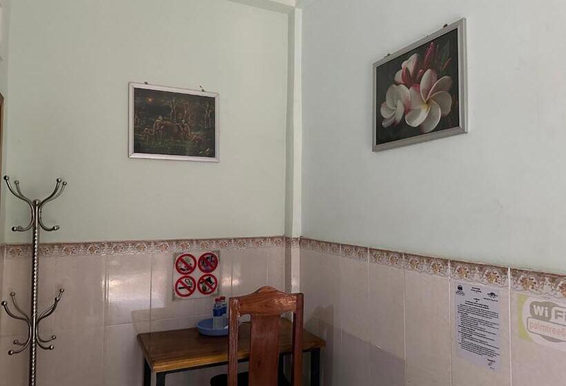 پانسیون Palm Tree Quest House