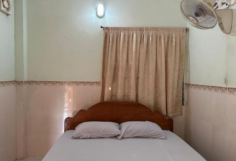 پانسیون Palm Tree Quest House