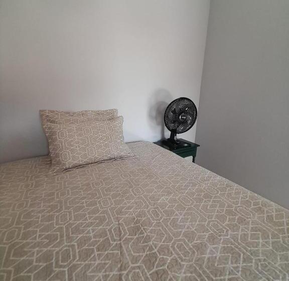 Pension (Hôtel basse catégorie) Quarto Para Temporada