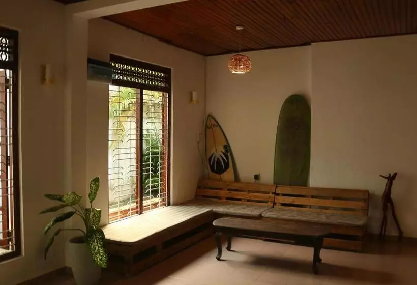 ペンション The Drop In Madiha I A/c Suite