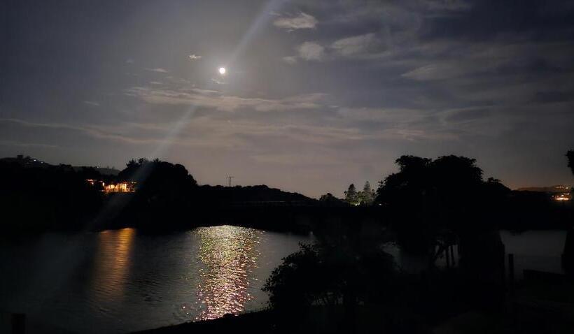 Пансион The River Pirate