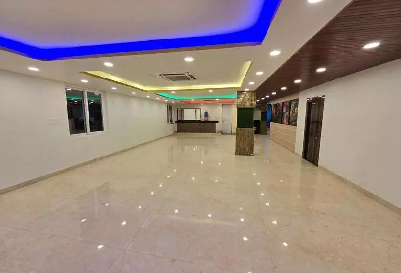 Sarojini Garden Hotel & Restaurant
