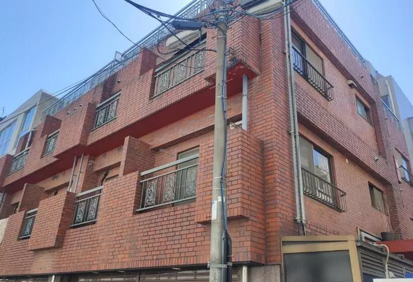 High End Tokyo Shinjuku Central Park Flat 5
