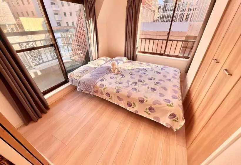 High End Tokyo Shinjuku Central Park Flat 5