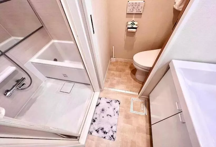 High End Tokyo Shinjuku Central Park Flat 5