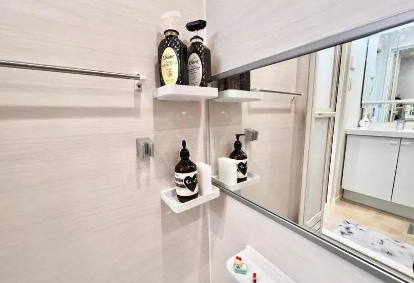 High End Tokyo Shinjuku Central Park Flat 5