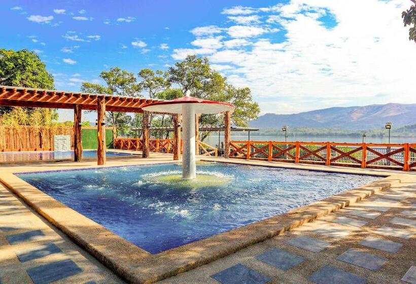 호텔 Dawal Lakeview Resort