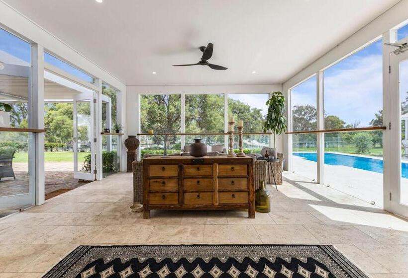 ホテル Twin Shores Farm Stay