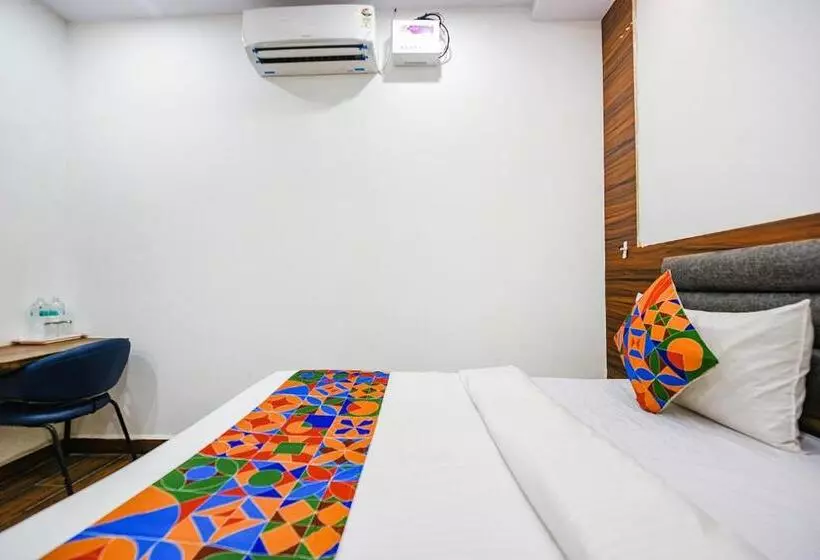 ホテル Fabexpress City Walk