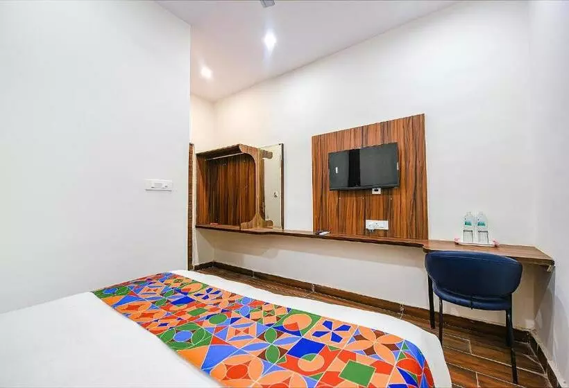 ホテル Fabexpress City Walk