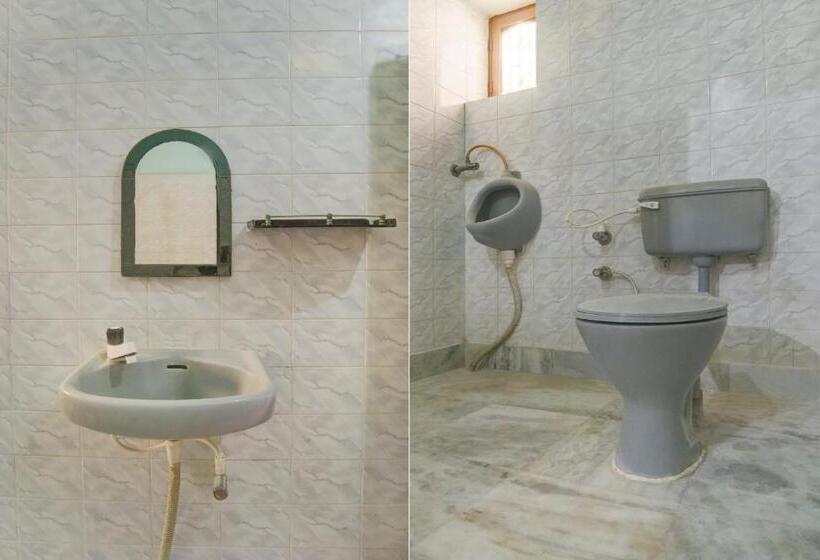 هتل O Magadh Guest House