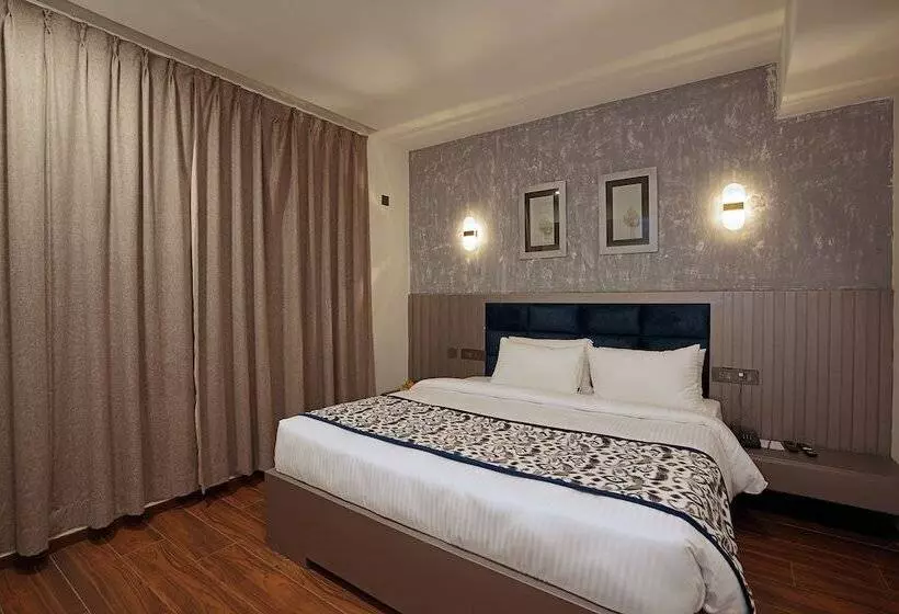 ホテル Grand Continent Anjuna A Sarovar Portico Affiliate