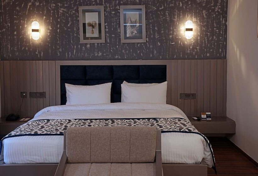 Hotelli Grand Continent Anjuna A Sarovar Portico Affiliate