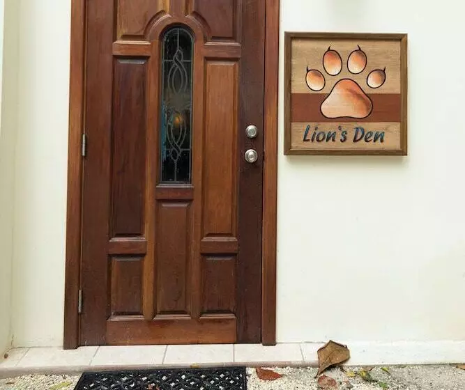 پانسیون Pur Private Suites