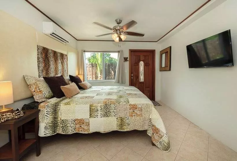 پانسیون Pur Private Suites