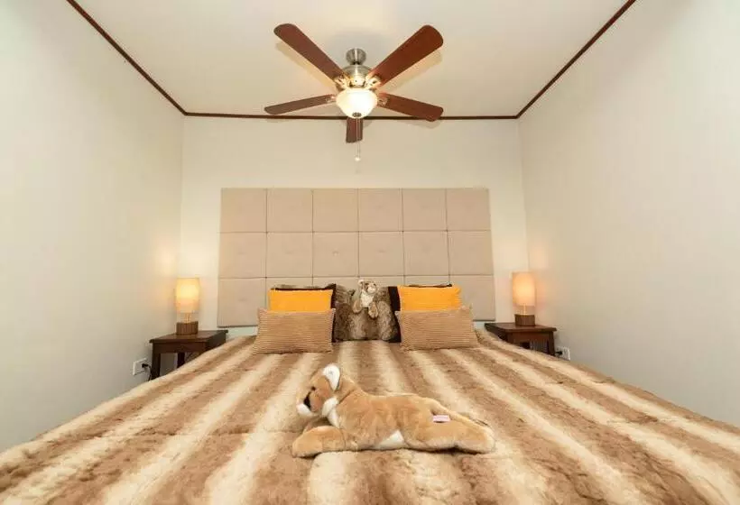 پانسیون Pur Private Suites