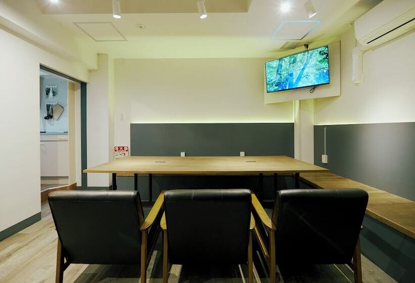 ユースホステル Akasaka Guesthouse Hive