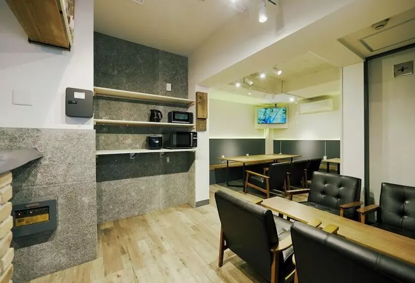 هاستل Akasaka Guesthouse Hive