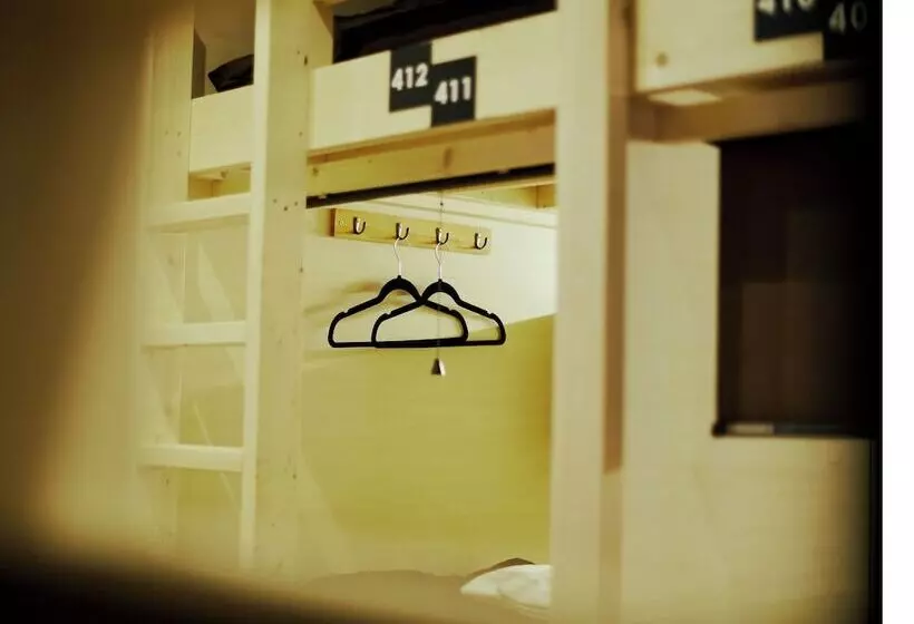 هاستل Akasaka Guesthouse Hive