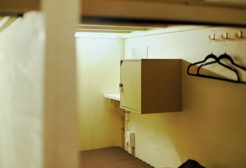 هاستل Akasaka Guesthouse Hive