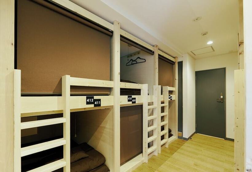 ユースホステル Akasaka Guesthouse Hive