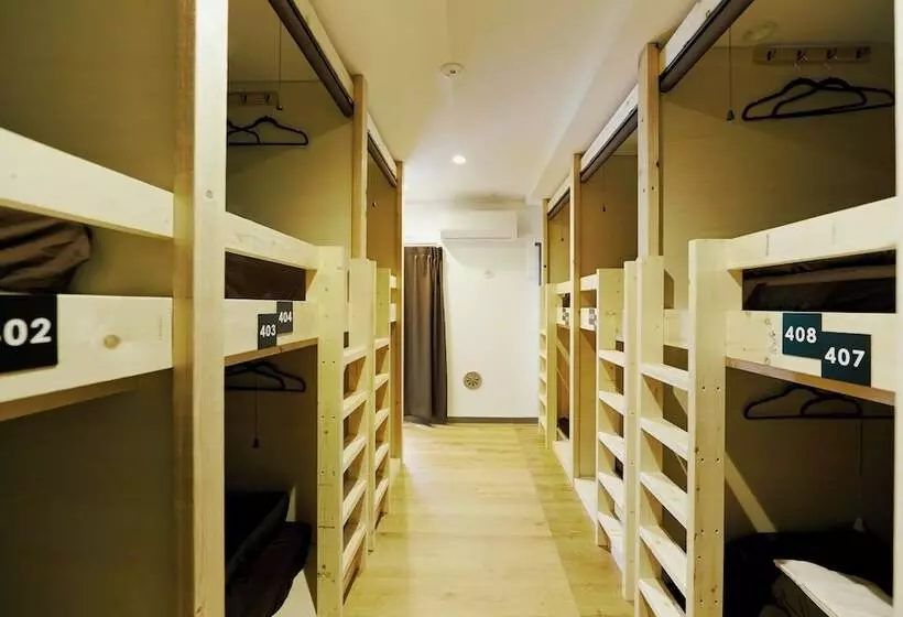 هاستل Akasaka Guesthouse Hive