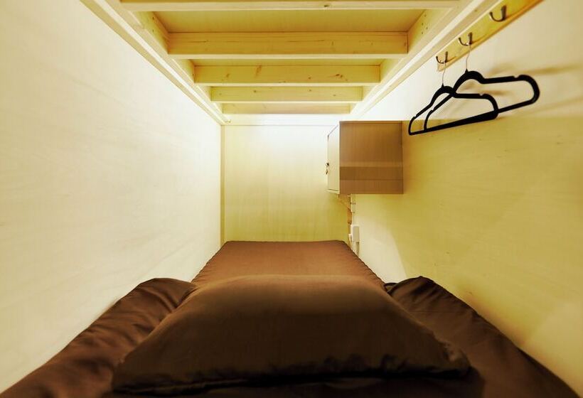 ユースホステル Akasaka Guesthouse Hive