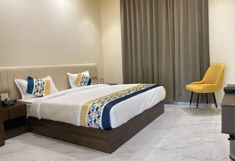 Hotelli Anant Resort