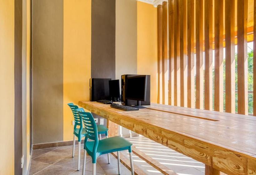 호텔 Capital Center