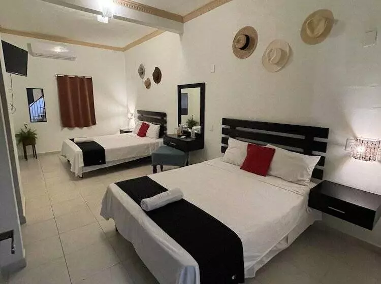 Hotelli Capital Center