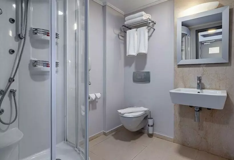 Hotelli Sisus Marina