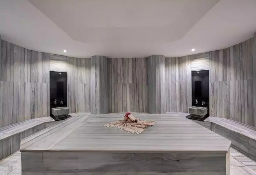 Hotelli Sisus Marina