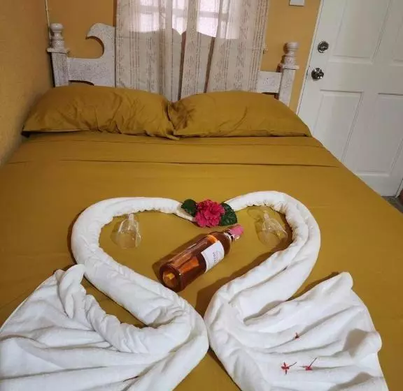 پانسیون Rose Hideaway