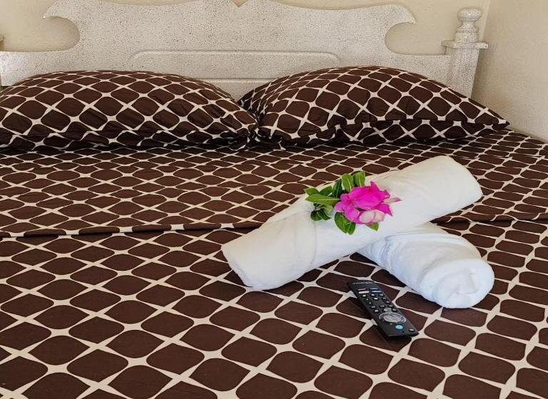 پانسیون Rose Hideaway