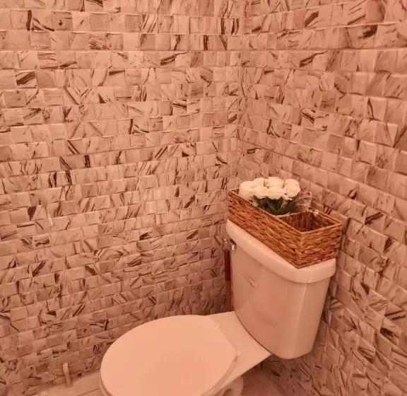 پانسیون Rose Hideaway