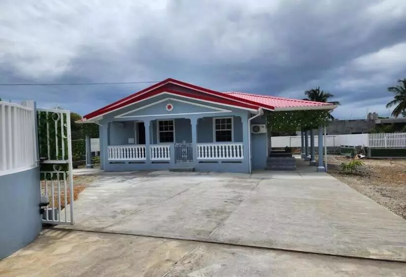 پانسیون Rose Hideaway