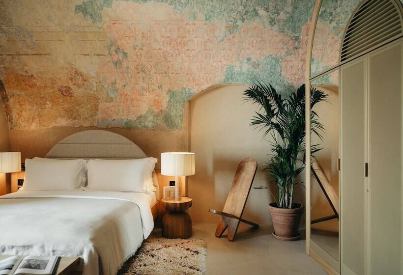 هتل Mamula Island