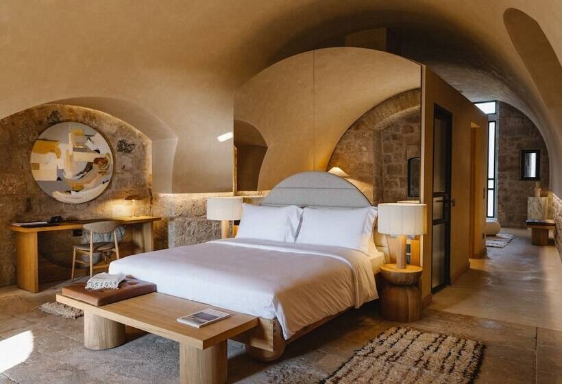 هتل Mamula Island