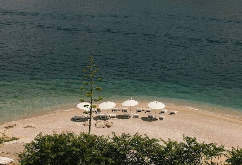 هتل Mamula Island