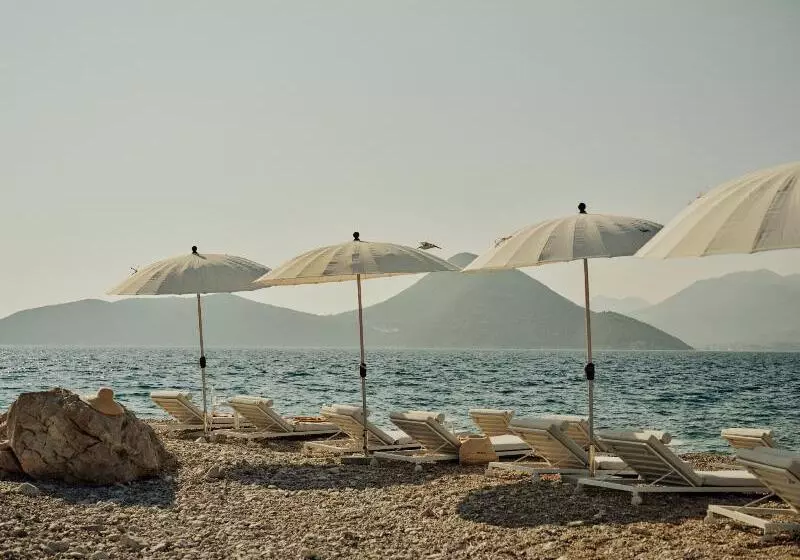 هتل Mamula Island