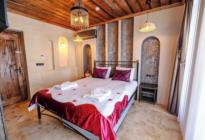 هتل Alika Castle House