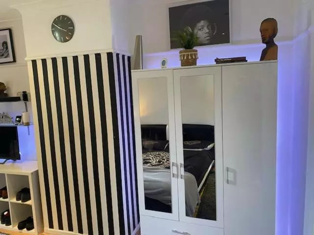 Aamiaismajoitus (B&B) Relax In This Cozy Room In Dagenham