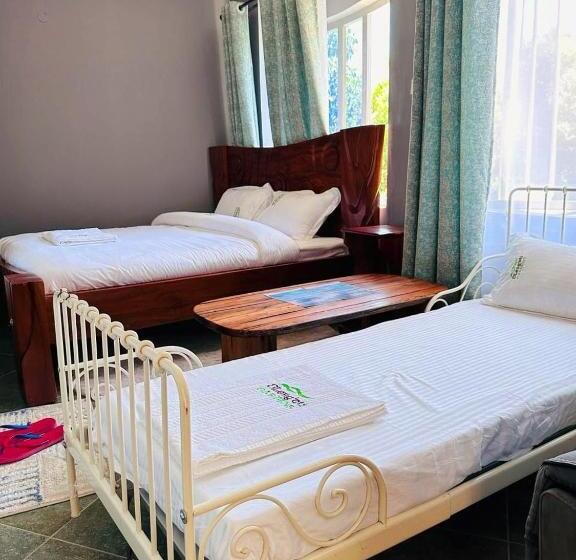 هتل Oleng Oti Gardens