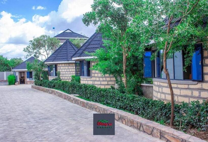 هتل Oleng Oti Gardens