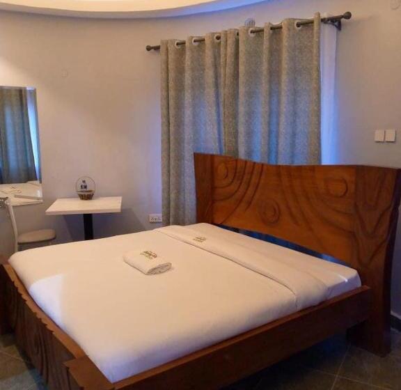 هتل Oleng Oti Gardens