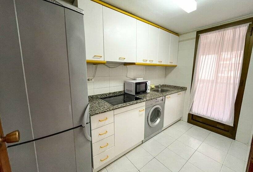 Apartamentos Riviera 3000