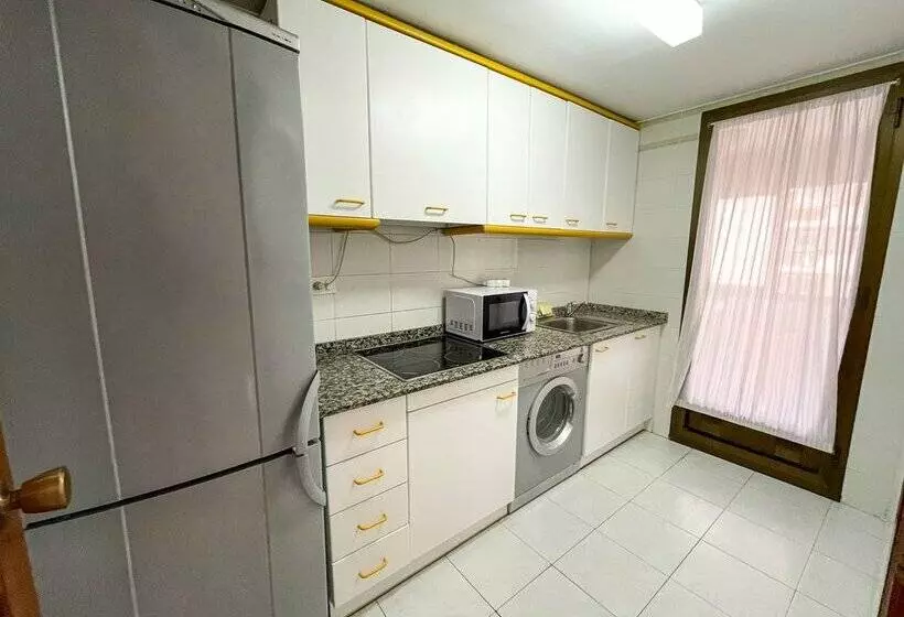 Apartamentos Riviera 3000
