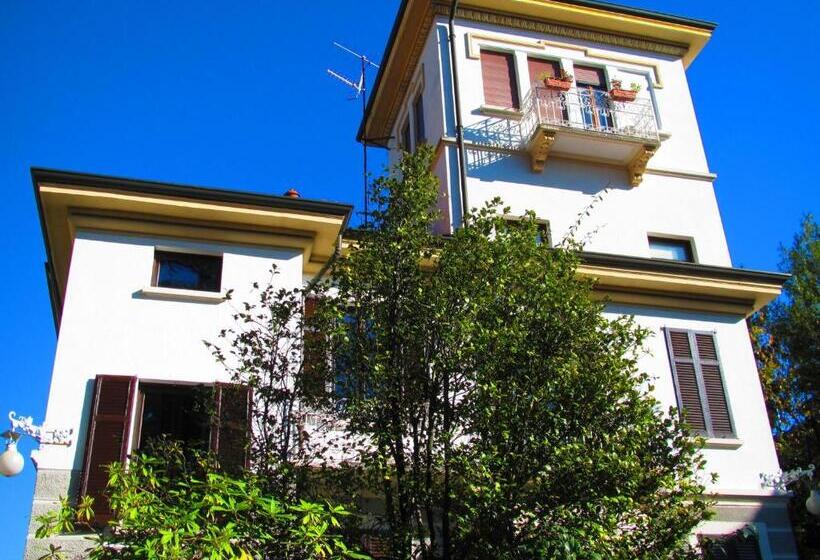 تختخواب و صبحانه Villa Adriana Varese