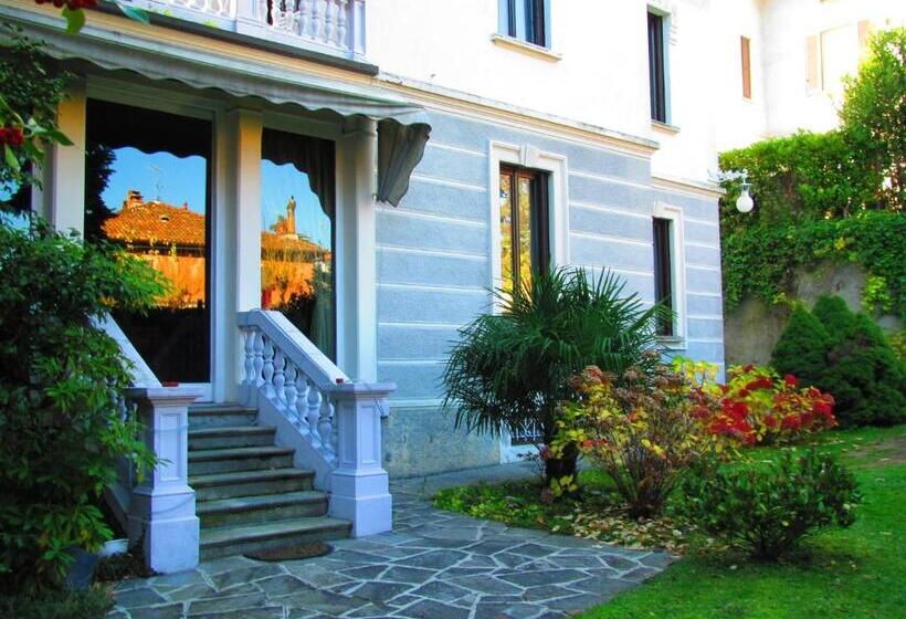 تختخواب و صبحانه Villa Adriana Varese